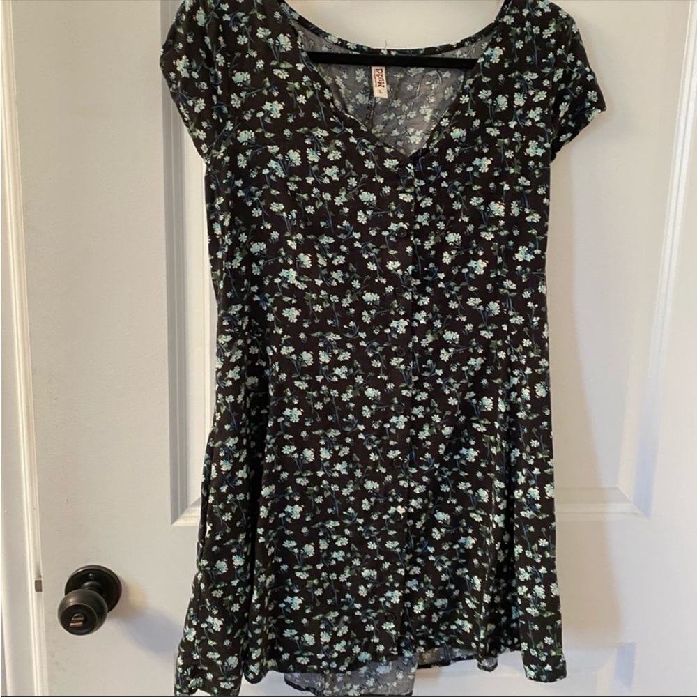 MUDD 90's STYLE SUMMER FLOWER DRESS